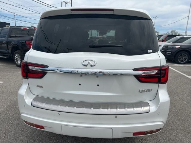 2022 INFINITI QX80 LUXE
