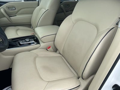 2022 INFINITI QX80 LUXE