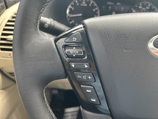 2022 INFINITI QX80 LUXE