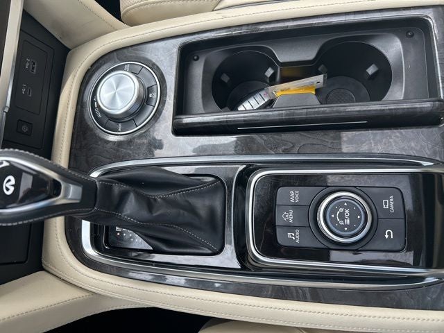 2022 INFINITI QX80 LUXE