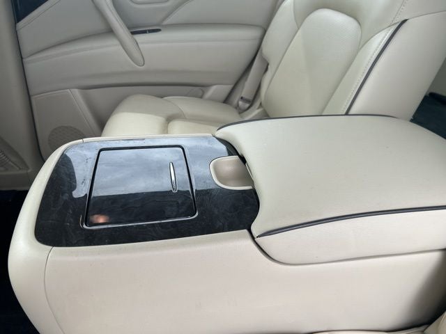 2022 INFINITI QX80 LUXE