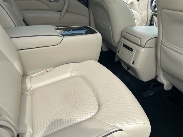 2022 INFINITI QX80 LUXE