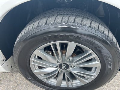 2022 INFINITI QX80 LUXE
