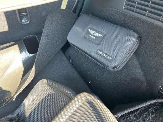 2023 Genesis GV70 2.5T