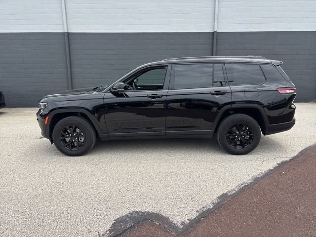 2024 Jeep Grand Cherokee L Altitude X 4x4's photo