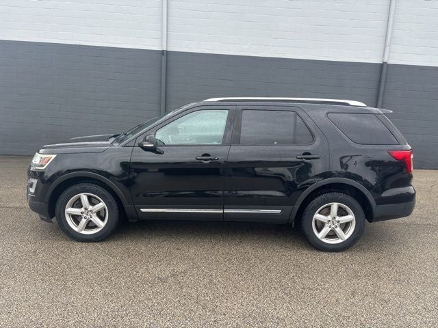 2016 Ford Explorer XLT 4WD's photo
