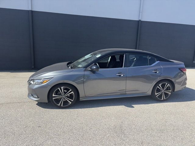2021 Nissan Sentra SR CVT's photo