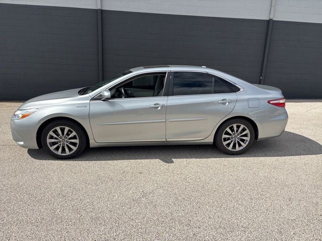 2017 Toyota Camry Hybrid XLE