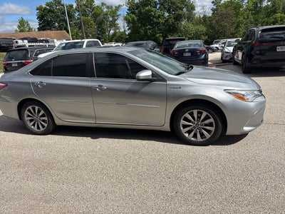 2017 Toyota Camry Hybrid XLE