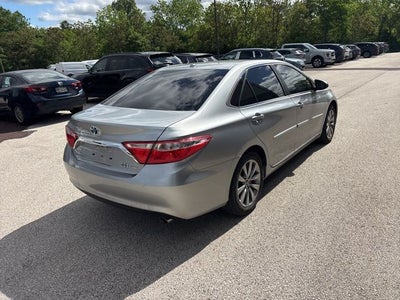 2017 Toyota Camry Hybrid XLE