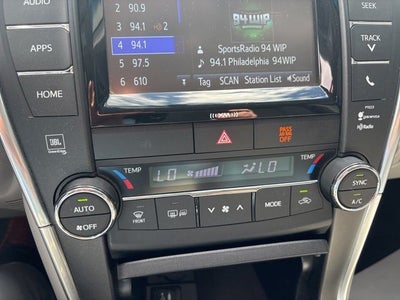 2017 Toyota Camry Hybrid XLE