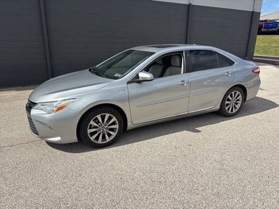 2017 Toyota Camry Hybrid XLE