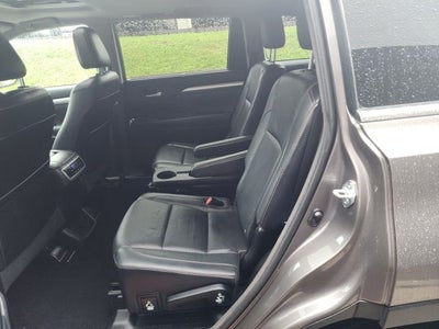 2016 Toyota Highlander XLE V6