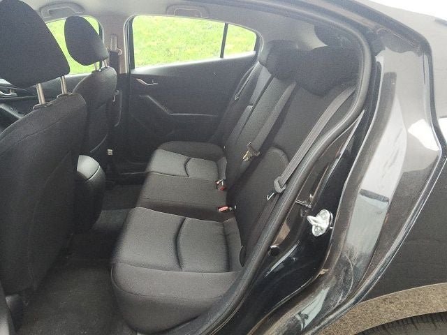 2015 Mazda Mazda3 i Sport