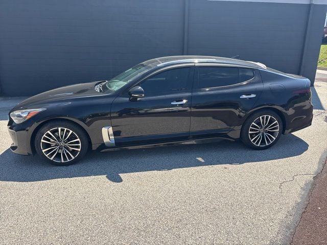 2018 Kia Stinger Premium AWD's photo